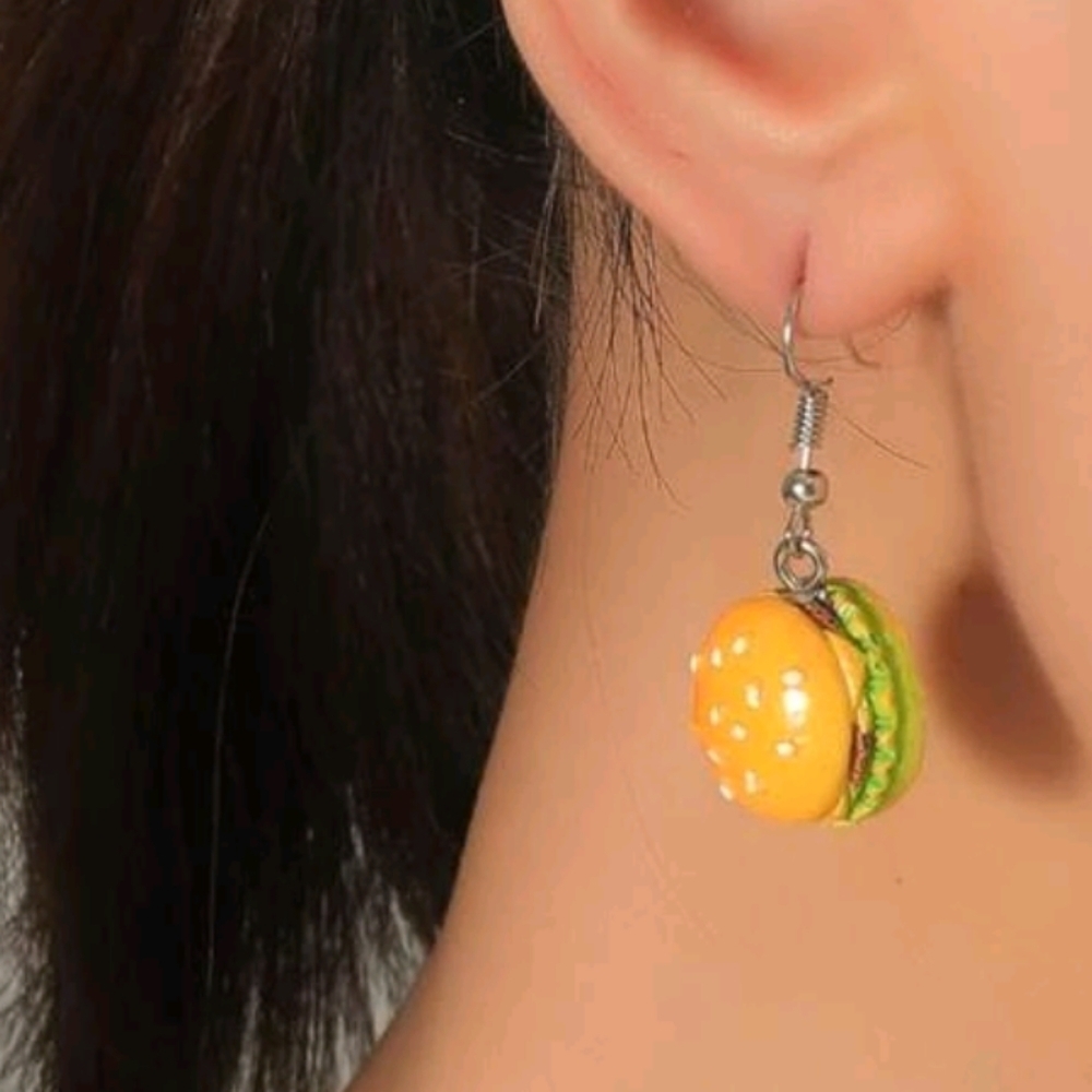 ✨3 FOR $28✨🆕🍔HAMBURGER DROP EARRING🍔